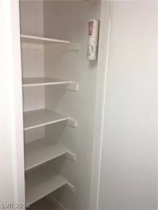 Photo #5: 2051432 Listing 