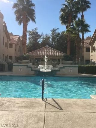 Photo #3: 2051666 Listing