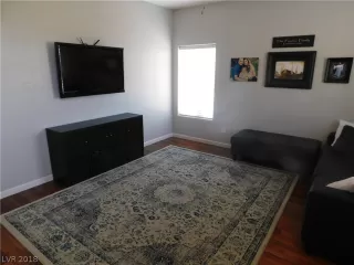 Photo #2: 2051705 Listing