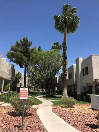 Photo #1: 2051824 Listing 