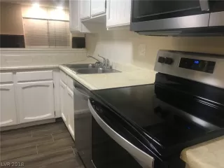 Photo #2: 2051824 Listing 