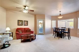 Photo #3: 2051960 Listing