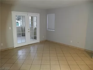 Photo #2: 2051984 Listing