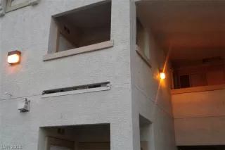 Photo #4: 2052031 Listing