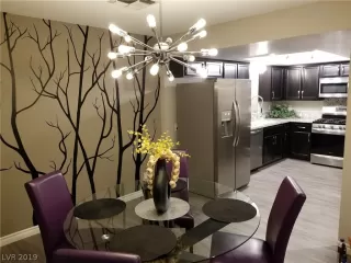 Photo #4: 2052054 Listing 