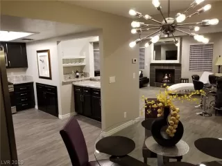 Photo #5: 2052054 Listing 