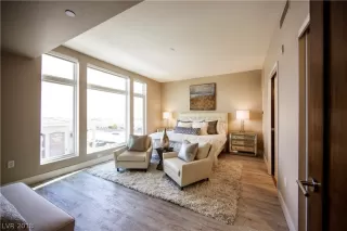 Photo #2: 2052084 Listing 