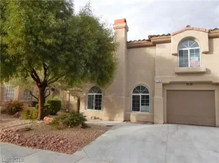 Photo #1: 2052161 Listing