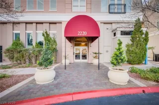 Photo #2: 2052315 Listing