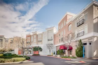 Photo #5: 2052315 Listing