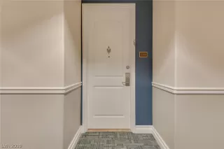 Photo #6: 2052315 Listing