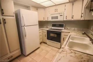 Photo #6: 2052322 Listing 