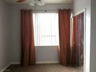 Photo #5: 2052366 Listing