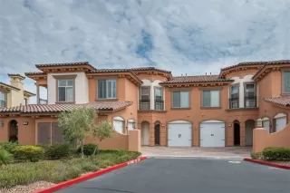 Photo #1: 2052381 Listing