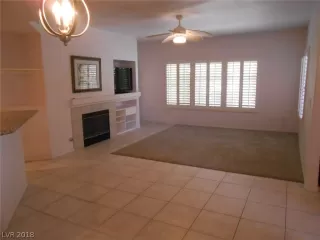 Photo #4: 2052457 Listing 