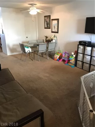 Photo #3: 2052476 Listing