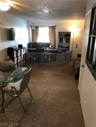 Photo #4: 2052476 Listing