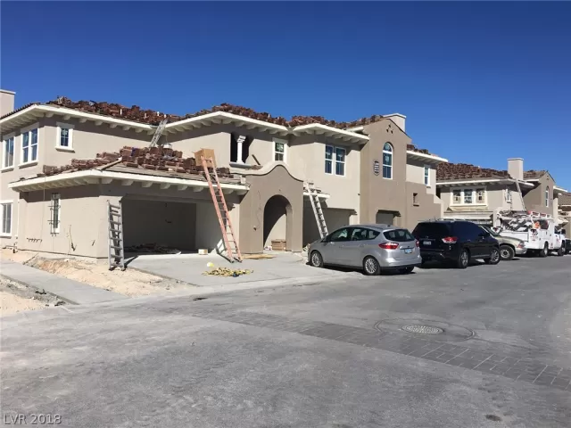 MLS: 2052481 Condo For Sale