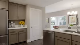 Photo #6: 2052481 Listing