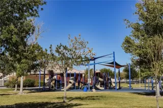 Photo #3: 2052532 Listing 