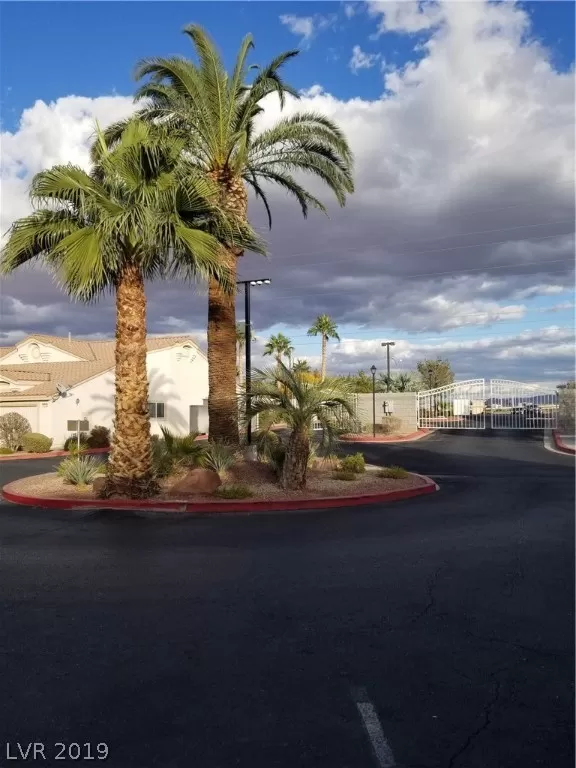 MLS: 2052568 Condo For Sale