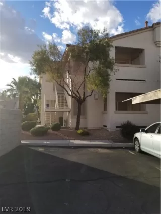 Photo #1: 2052568 Listing 