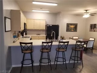 Photo #4: 2052568 Listing 