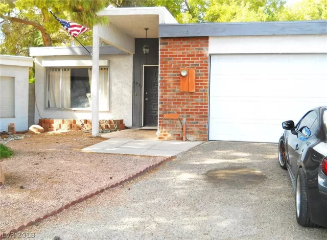 MLS: 2052597 Condo For Sale