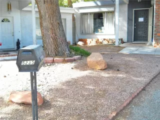 Photo #1: 2052597 Listing