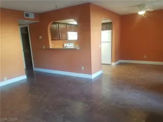 Photo #1: 2052615 Listing