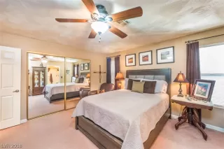 Photo #3: 2052621 Listing 