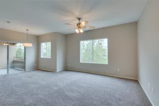 Photo #4: 2052643 Listing