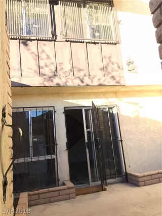 Photo #1: 2052690 Listing 