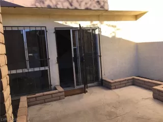 Photo #2: 2052690 Listing 