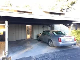 Photo #4: 2052690 Listing 