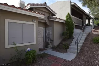 Photo #1: 2052781 Listing