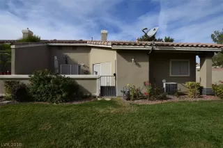 Photo #5: 2052781 Listing