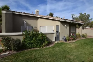 Photo #6: 2052781 Listing