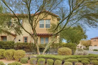 Photo #1: 2052792 Listing