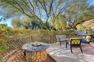Photo #6: 2052792 Listing