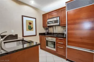 Photo #4: 2052814 Listing