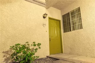 Photo #2: 2052897 Listing