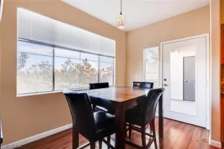 Photo #5: 2052900 Listing 