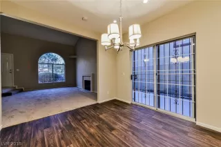 Photo #2: 2052938 Listing 