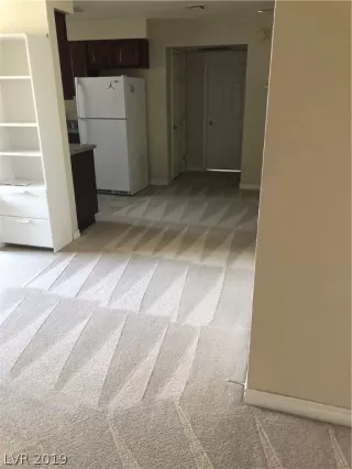 Photo #5: 2052983 Listing 