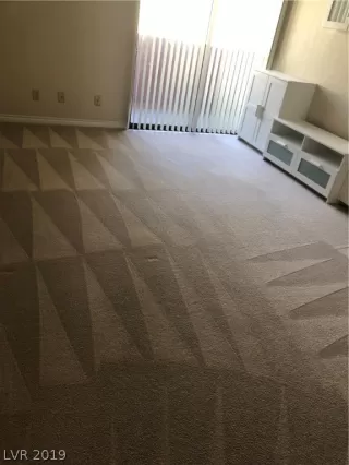 Photo #6: 2052983 Listing 