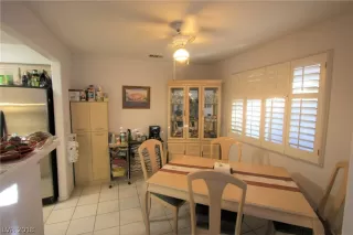 Photo #2: 2052990 Listing 