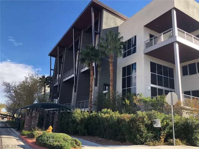 MLS: 2053036 Condo For Sale