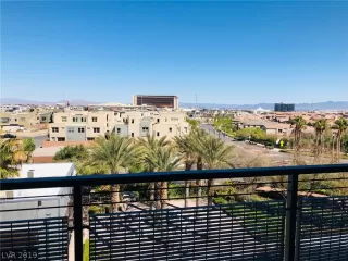Photo #3: 2053036 Listing 