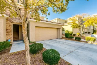 Photo #3: 2053069 Listing